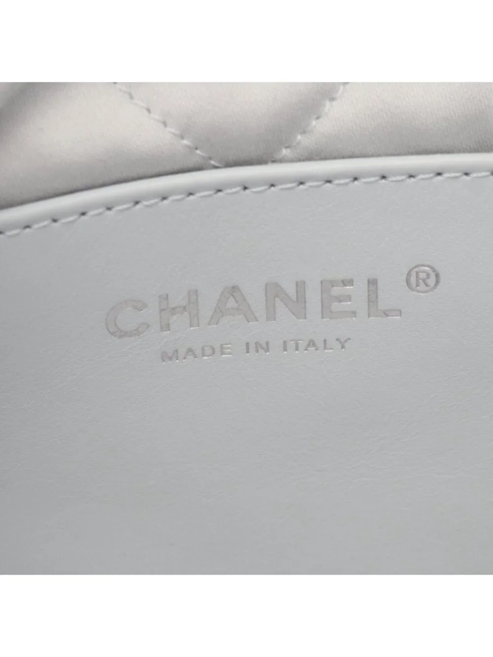 Chanel Shoulder Bag 22 Mini 2-Way Silver Leather 22 Quilted Chain